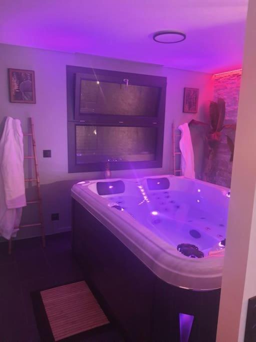 Superbe Appartement Avec Jacuzzi Et Exterieur Perpignan Exterior photo